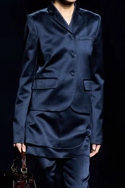 Look 76
